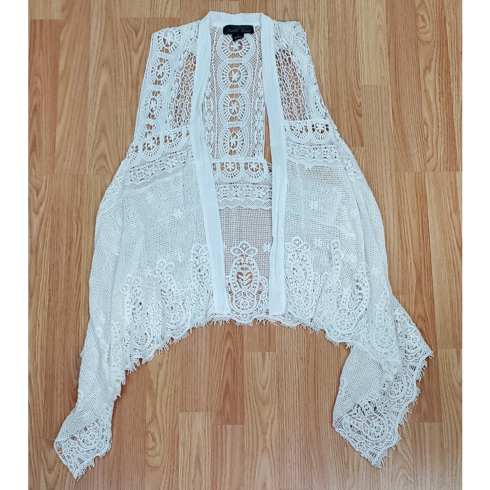 Brandon Thomas large crochet cardigan kimono sleeveless off white bohemian beach